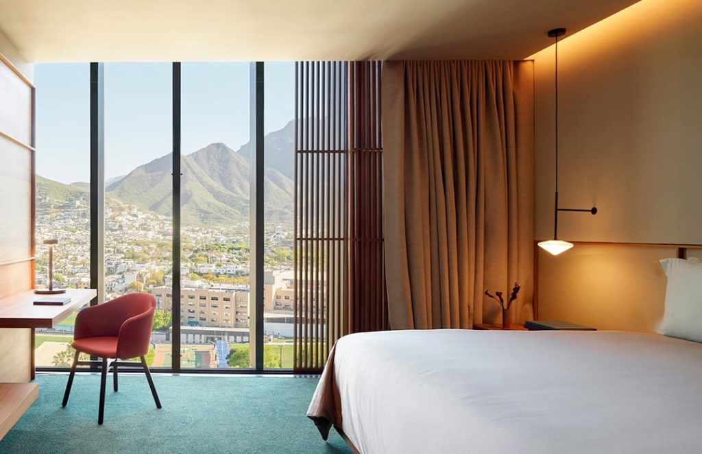 Habitación clásica para hospedaje en Monterrey